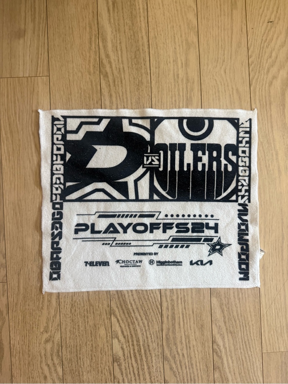 Edmonton Oilers/ Dallas stars limited exition Playoffs 24 Hockey Towel